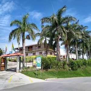 Paraiso Tropical